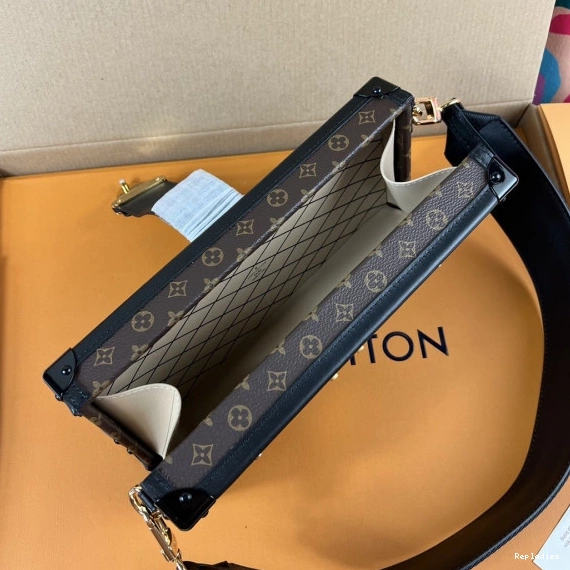 Fake Louis Bags LOUIS PETITE WEST MALLE EAST VUITTON 0812